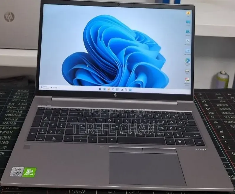 New Laptop HP ZBook 15 16GB Intel Core i7 SSD 512GB