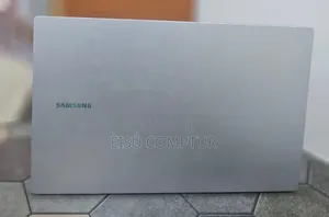New Laptop Samsung Galaxy Book4 8GB Intel Core 5 SSD 512GB