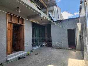 5bdrm House in Bole for sale