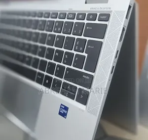 New Laptop HP EliteBook x360 1030 G8 16GB Intel Core i7 SSD 512GB