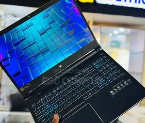 New Laptop Acer Predator Helios 300 16GB Intel Core i7 SSD 512GB