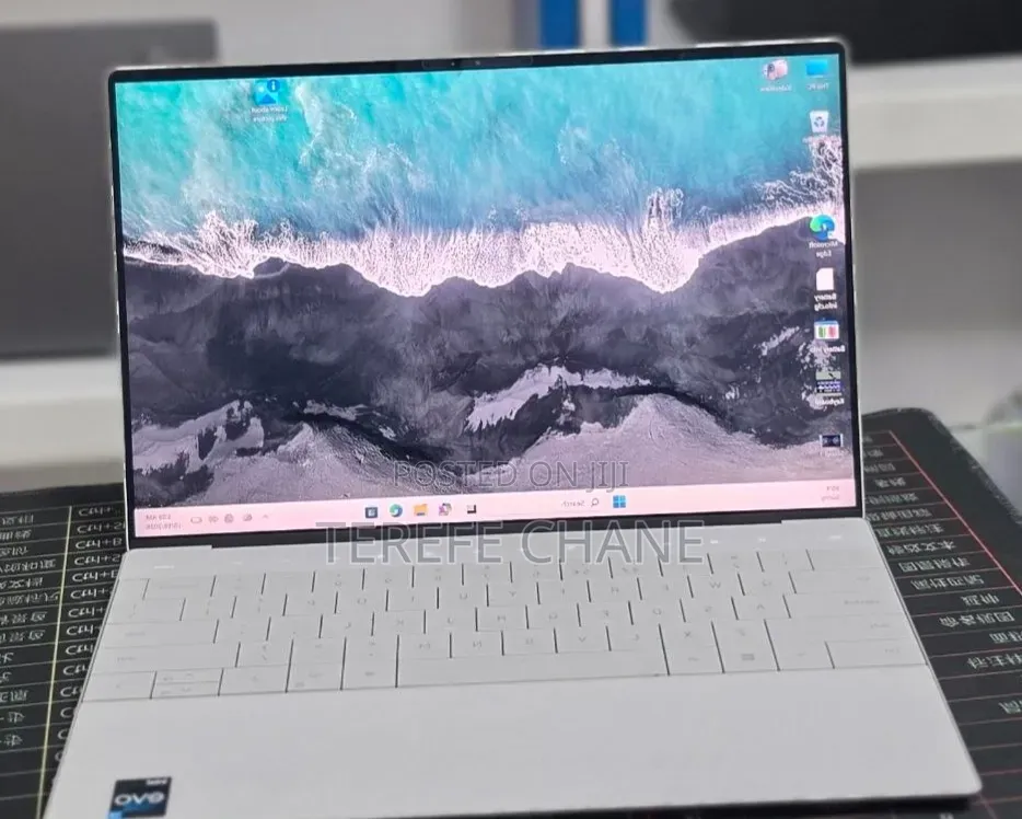 New Laptop Dell XPS 13 16GB Intel Core i7 SSD 512GB