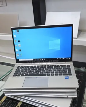 New Laptop HP EliteBook 840 G8 16GB Intel Core i5 SSD 512GB