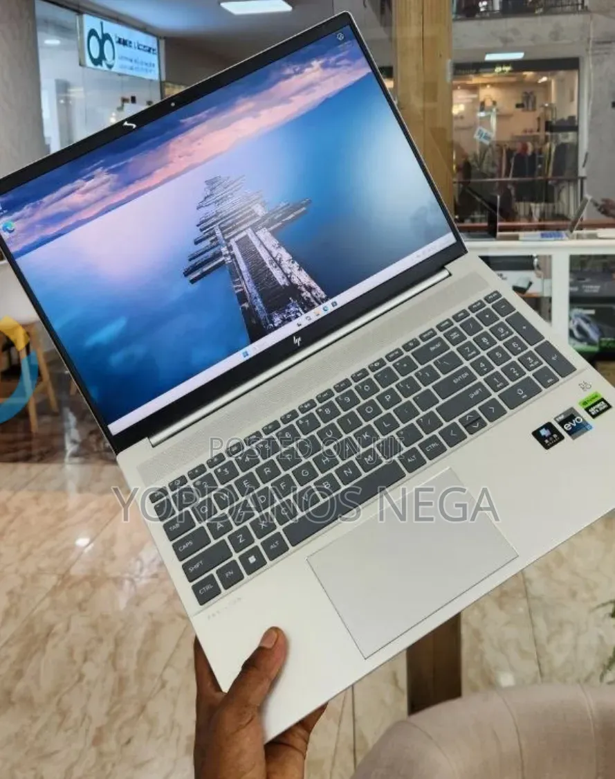 New Laptop HP Pavilion 15 16GB Intel Core i7 SSD 1T