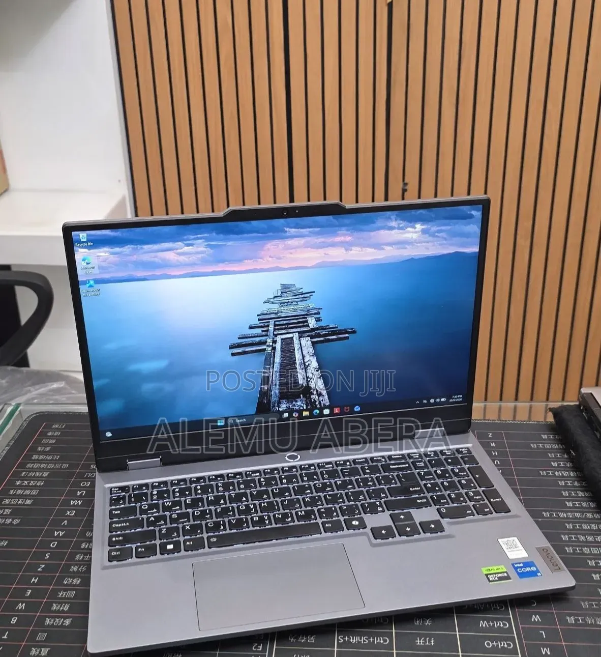 New Laptop Lenovo LOQ 15AHP10 8GB Intel Core i5 SSD 512GB