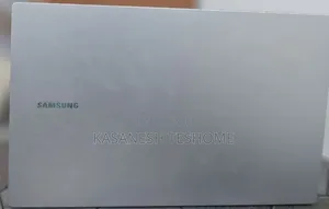 New Laptop Samsung Ativ 8GB Intel Core i5 SSD 512GB