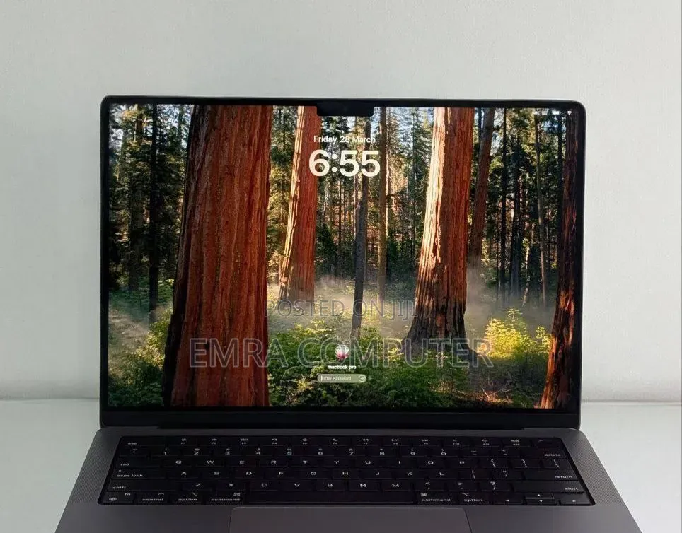 New Laptop Apple MacBook Pro 2021 M1 16GB Apple M1 Pro SSD 512GB