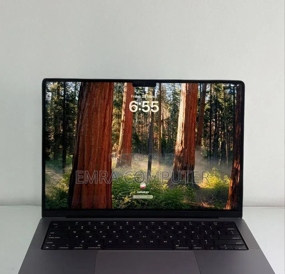 New Laptop Apple MacBook Pro 2021 M1 16GB Apple M1 Pro SSD 512GB