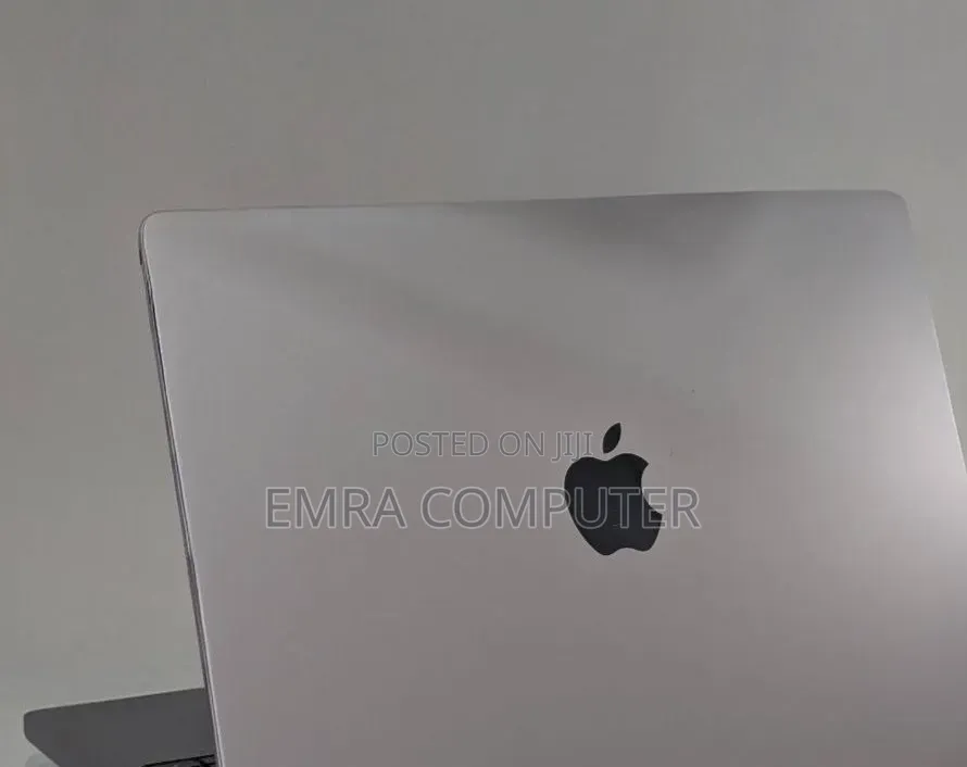 New Laptop Apple MacBook Pro 2021 M1 16GB Apple M1 Pro SSD 512GB