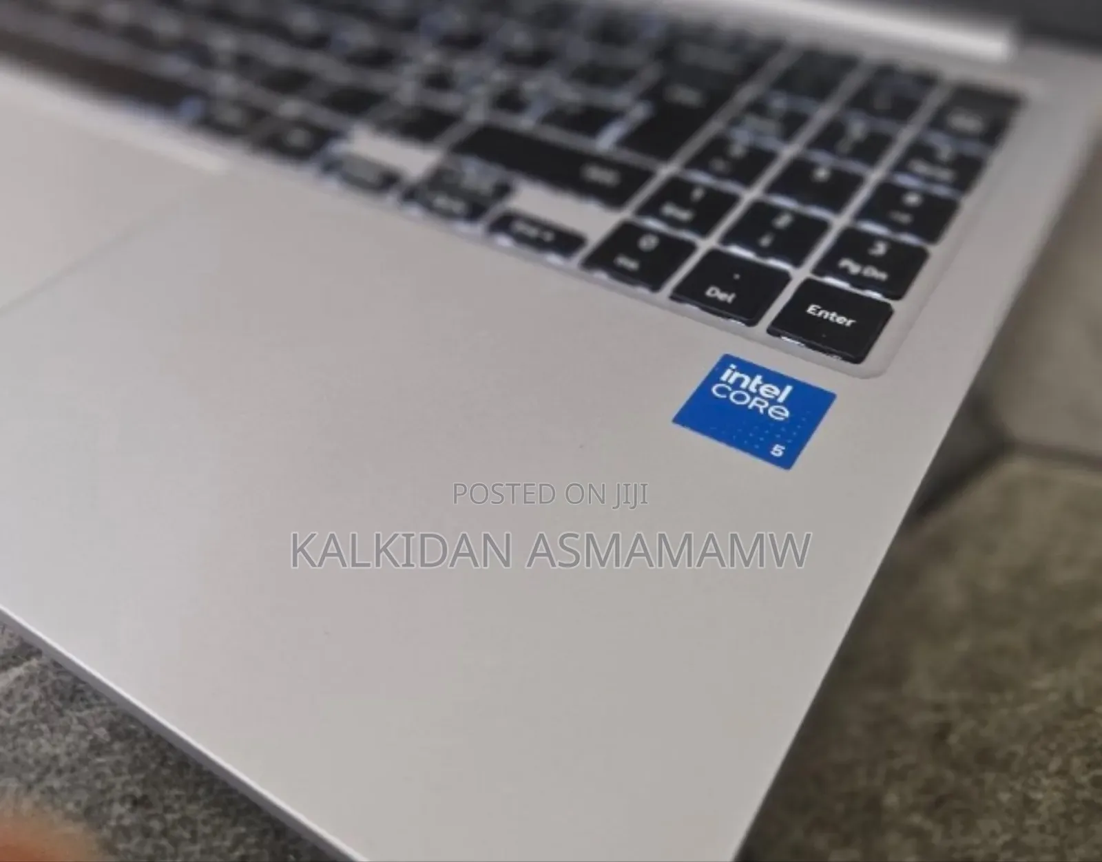 New Laptop Samsung Galaxy Book4 8GB Intel Core 5 SSD 512GB