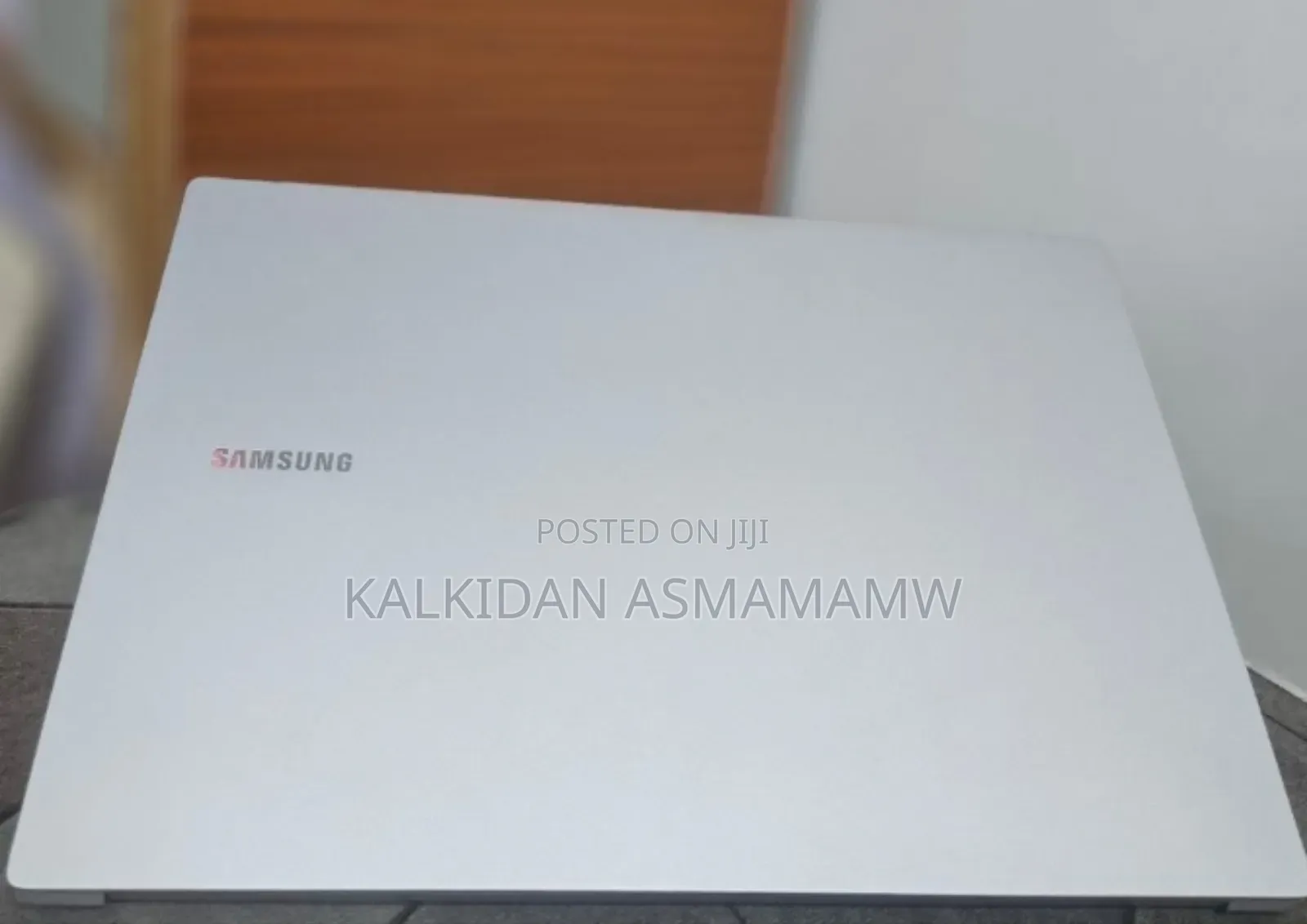 New Laptop Samsung Galaxy Book4 8GB Intel Core 5 SSD 512GB