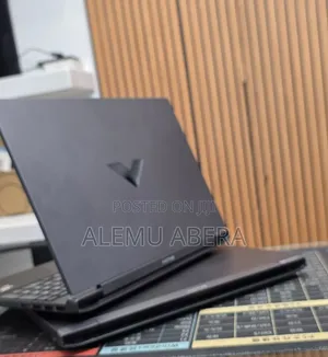New Laptop HP Victus 15 8GB AMD Ryzen 5 SSD 512GB