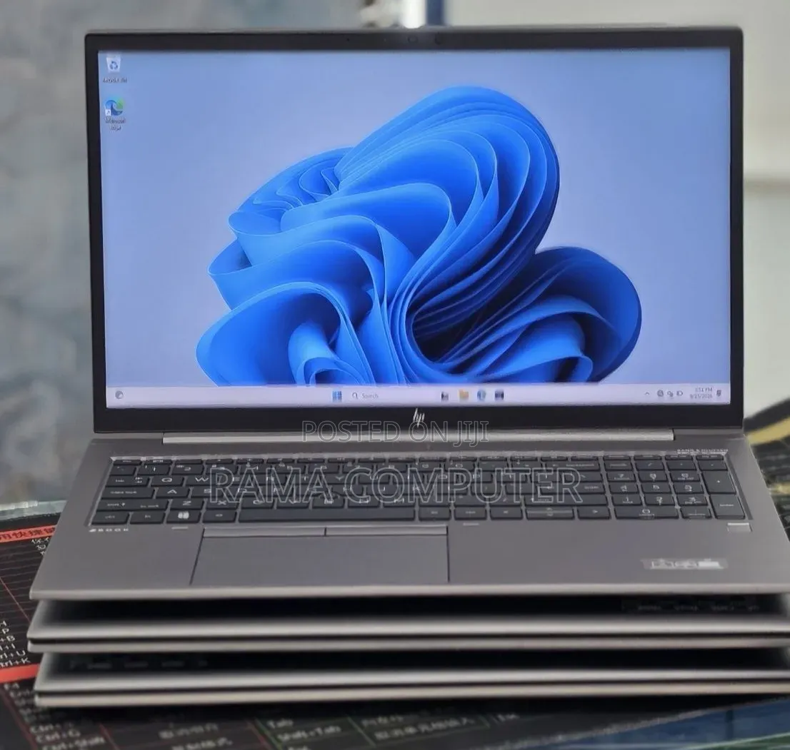 New Laptop HP ZBook 15 16GB Intel Core i5 SSD 512GB