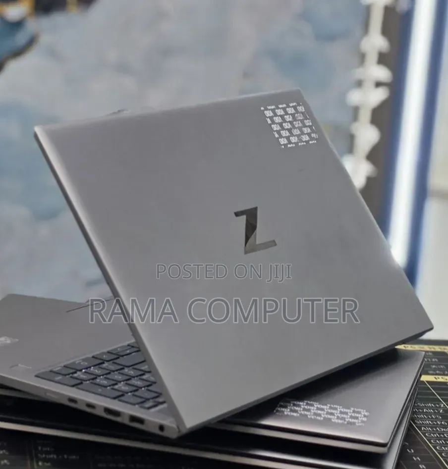 New Laptop HP ZBook 15 16GB Intel Core i5 SSD 512GB