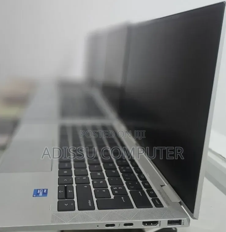 New Laptop HP EliteBook 1040 G8 16GB Intel Core i7 SSD 512GB