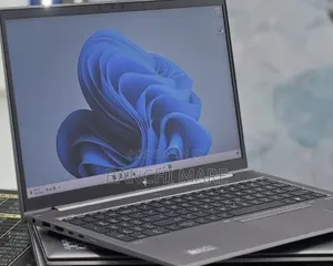 New Laptop HP ZBook 15 16GB Intel Core i5 SSD 512GB