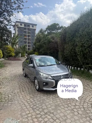 Mitsubishi Attrage 2021 Gray