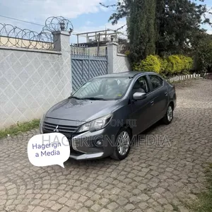 Mitsubishi Attrage 2021 Gray
