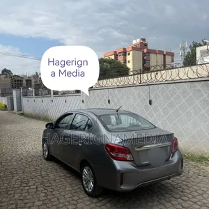 Mitsubishi Attrage 2021 Gray