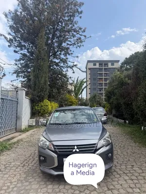 Mitsubishi Attrage 2021 Gray