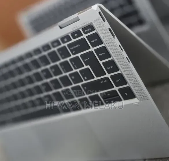 New Laptop HP EliteBook x360 1030 G8 16GB Intel Core i7 SSD 512GB