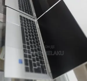 New Laptop HP EliteBook x360 1030 G8 16GB Intel Core i7 SSD 512GB