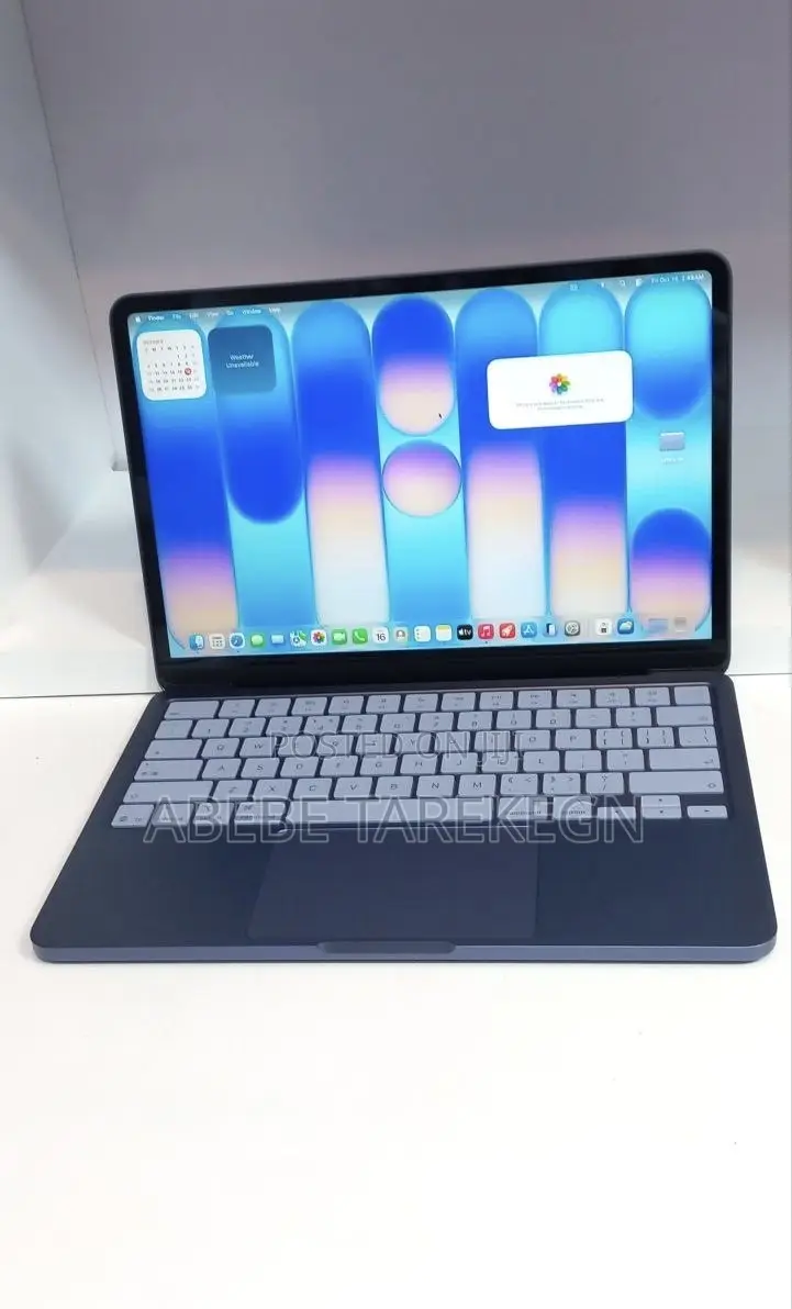 New Laptop Apple MacBook Pro 2026 M6 8GB Intel Core i7 SSD 256GB