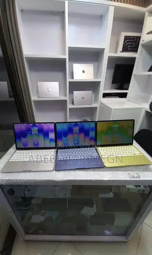 New Laptop Apple MacBook Pro 2026 M6 8GB Intel Core i7 SSD 256GB