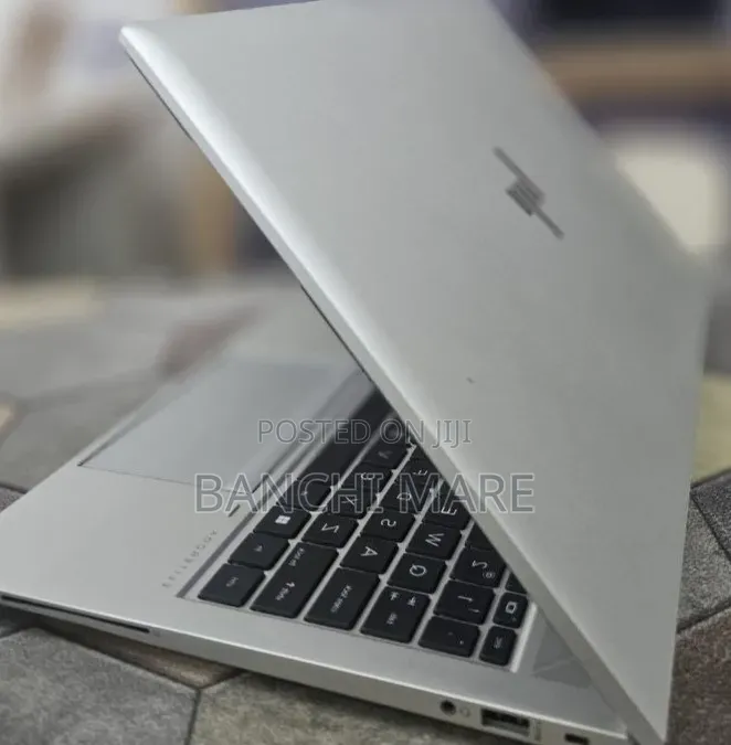 New Laptop HP EliteBook 840 G8 16GB Intel Core i7 SSD 512GB