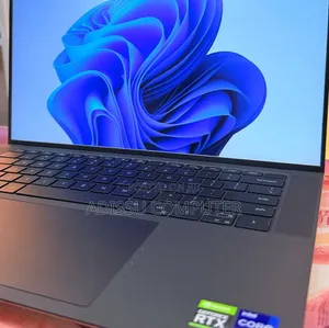 New Laptop Dell Precision 5560 16GB Intel Core i9 SSD 512GB
