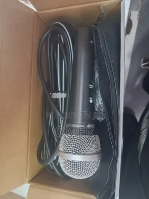 Microphone