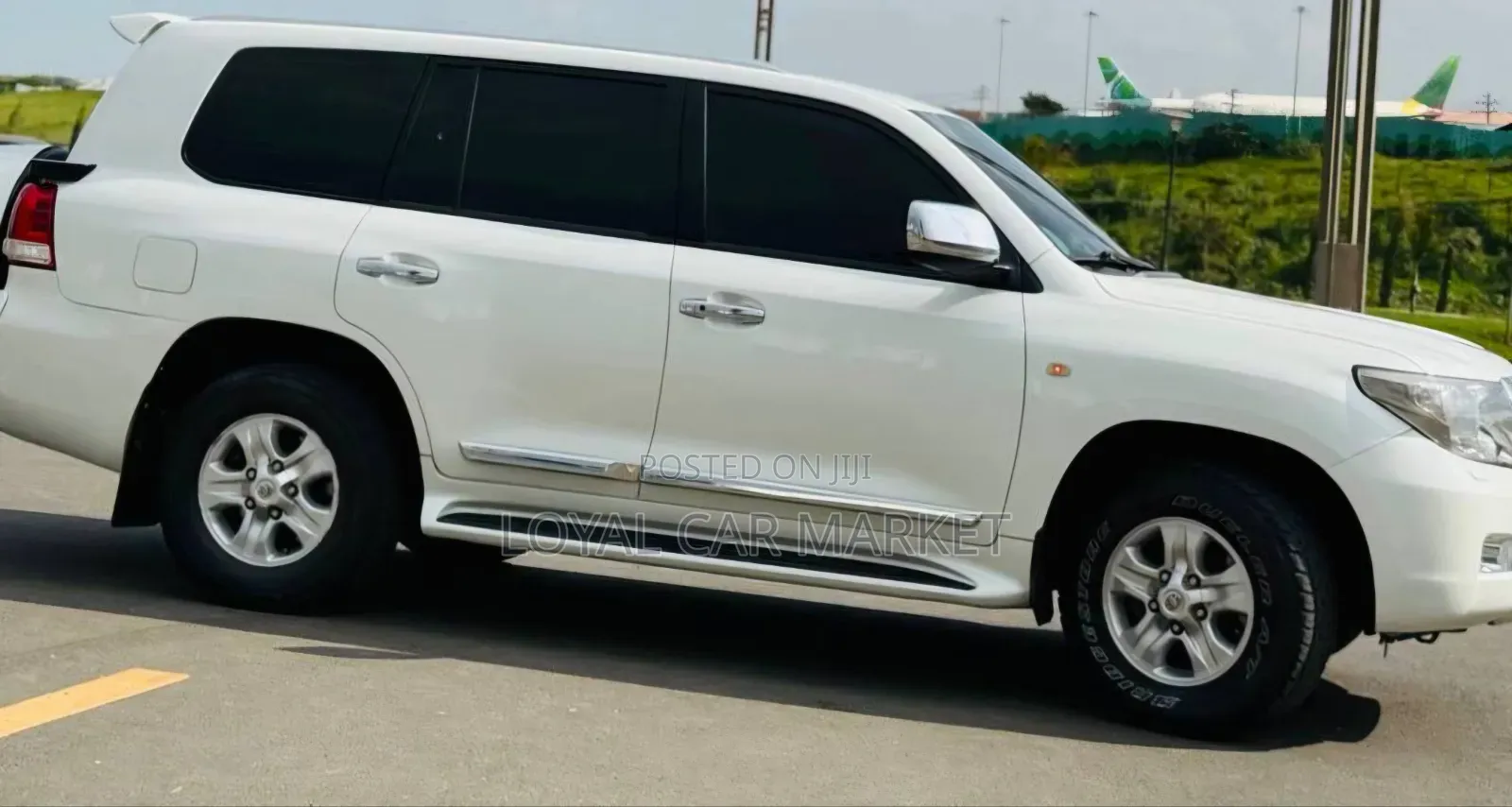 Toyota Land Cruiser 2009 White