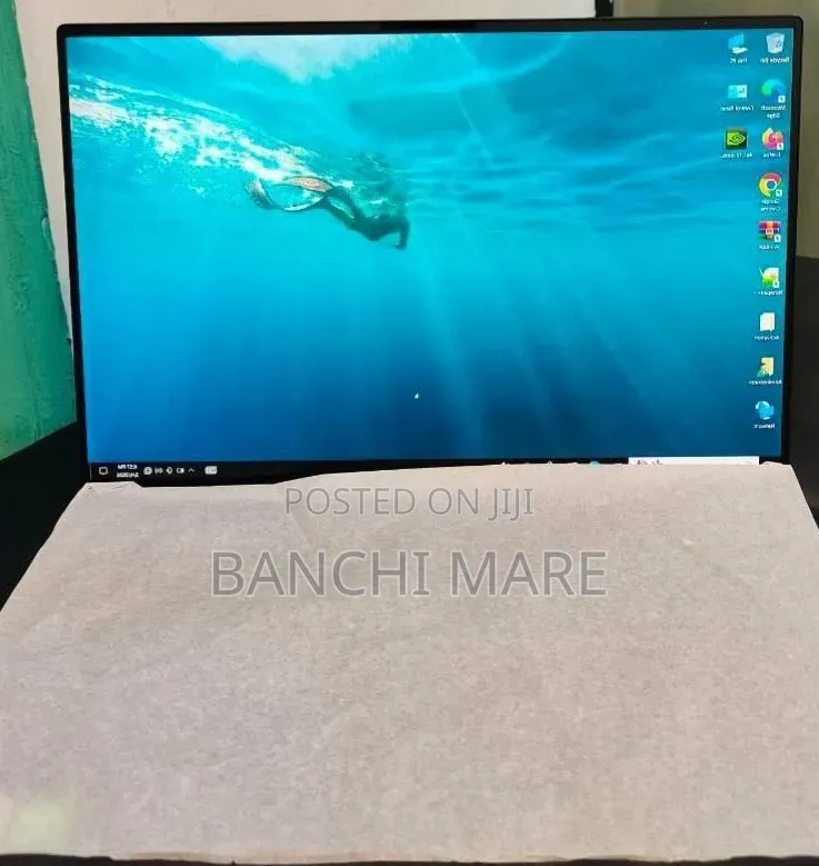 New Laptop Dell Precision 5560 16GB Intel Core i9 SSD 512GB
