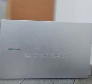 New Laptop Samsung Galaxy Book4 8GB Intel Core 5 SSD 512GB