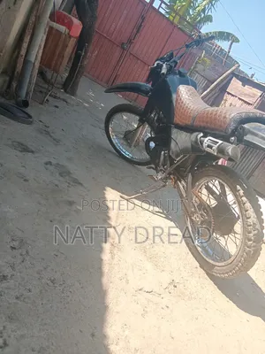Yamaha DT175 1979 Black