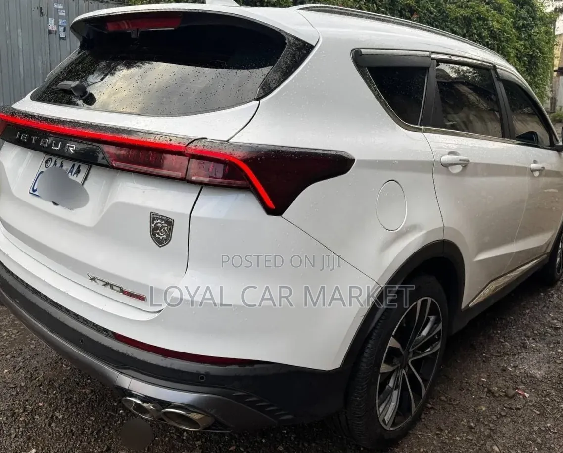 Jetour X70 Plus 2022 White
