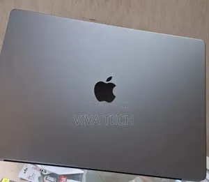 New Laptop Apple 16GB Apple M1 Pro SSD 1T