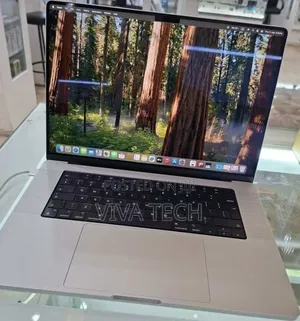 New Laptop Apple 16GB Apple M1 Pro SSD 1T