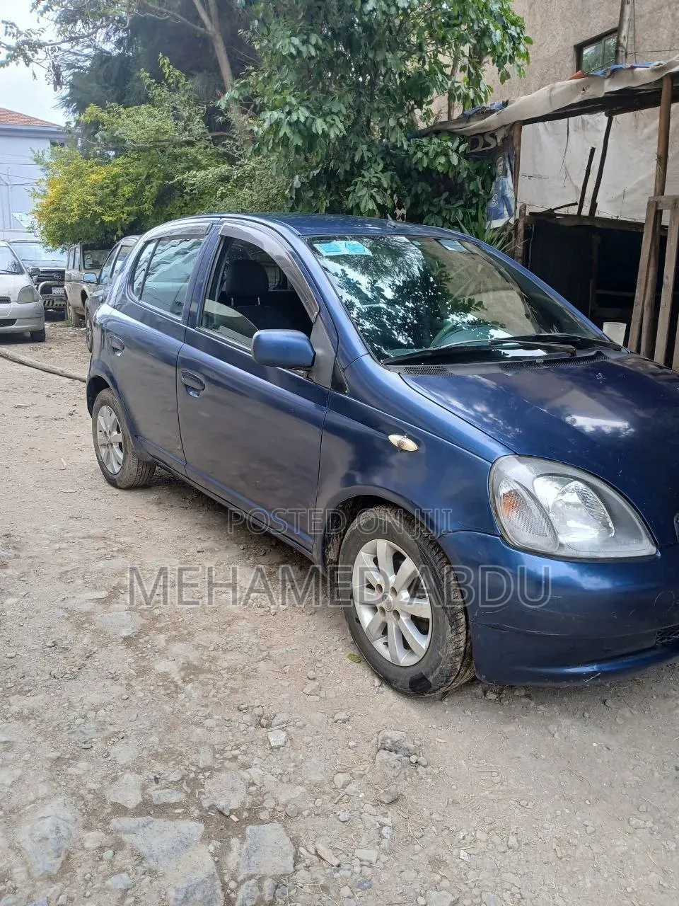 Toyota Vitz 2001 Blue