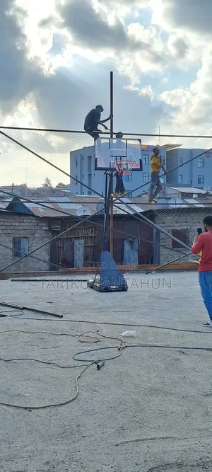 Raf Basketball Stand