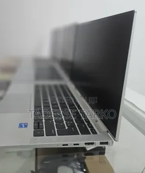 New Laptop HP EliteBook 1040 G8 16GB Intel Core i7 SSD 512GB