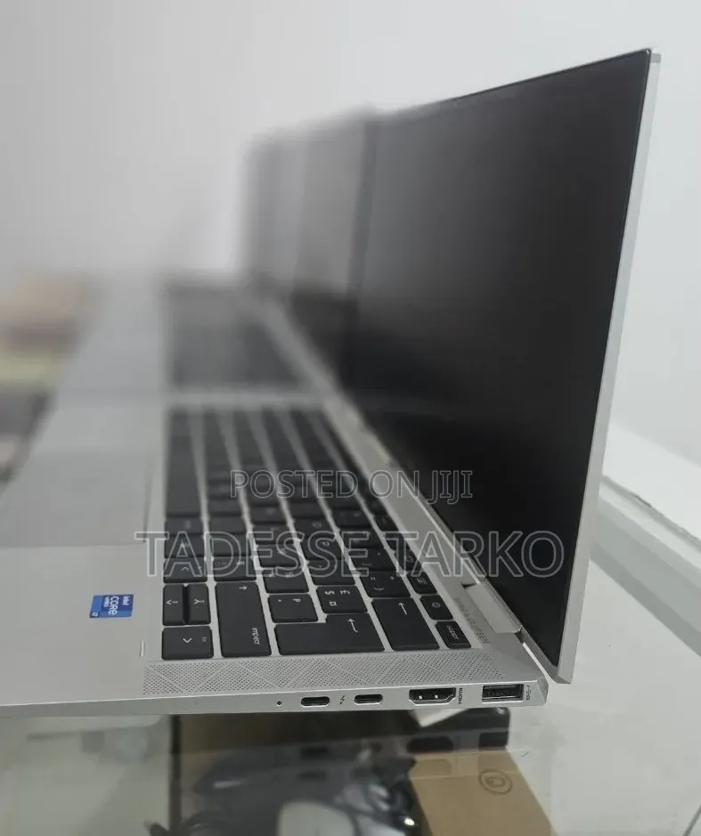 New Laptop HP EliteBook 1040 G8 16GB Intel Core i7 SSD 512GB