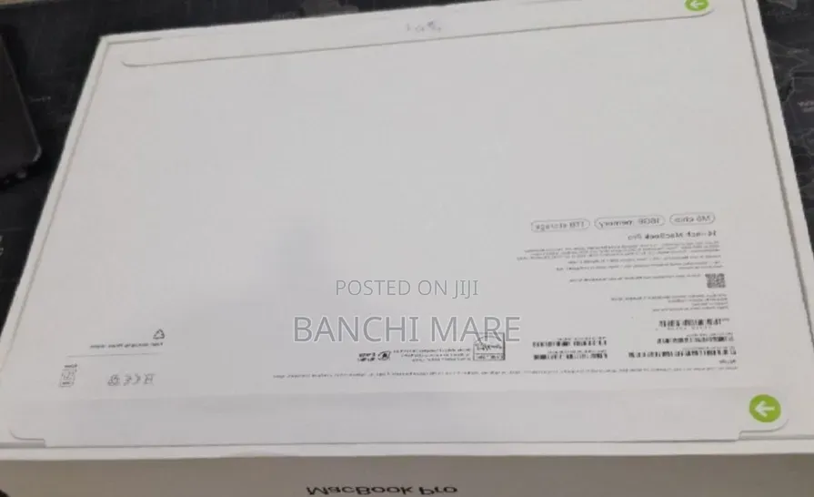 New Laptop Apple MacBook Pro 2025 M5 16GB Apple M5 SSD 1T