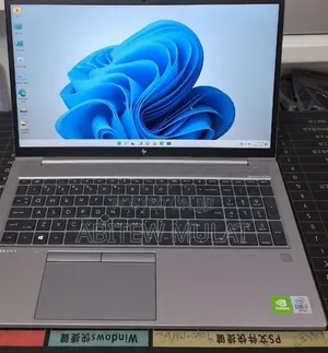 New Laptop HP ZBook 15 16GB Intel Core i7 SSD 512GB