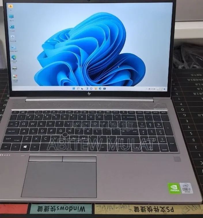 New Laptop HP ZBook 15 16GB Intel Core i7 SSD 512GB