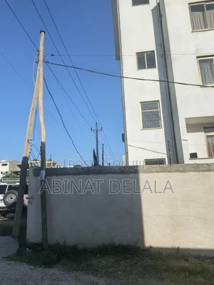Furnished 7bdrm House in Nifas Silk-Lafto for sale