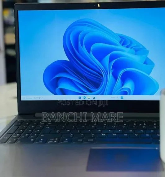 New Laptop Lenovo IdeaPad S145 4GB Intel Core i7 SSD 128GB