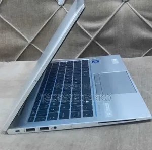 New Laptop HP EliteBook 840 G8 16GB Intel Core i5 SSD 512GB