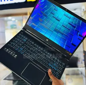 New Laptop Acer Predator Helios 300 16GB Intel Core i7 SSD 512GB