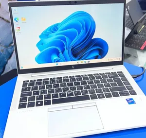 New Laptop HP EliteBook 840 G8 16GB Intel Core i7 SSD 512GB
